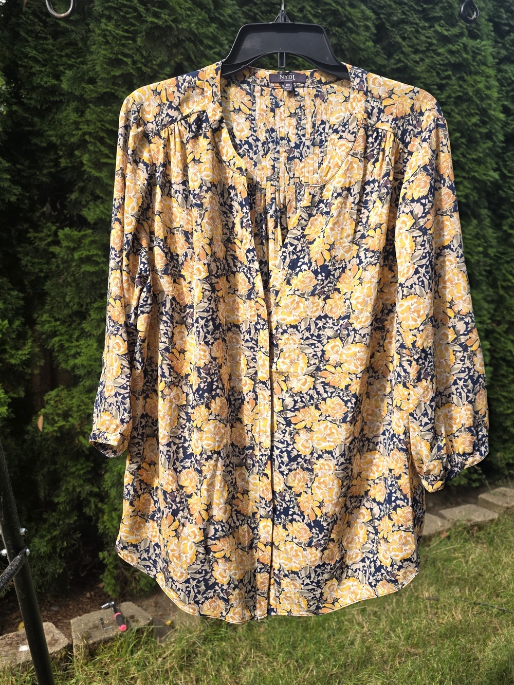 NYDJ Floral Blouse in Orange & Blue Size 0X Like New